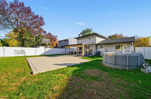 Tiny photo for 3160 Adirondack Avenue, Columbus, OH 43231 (MLS # 225042003)