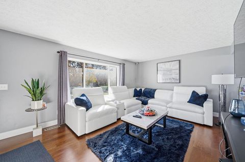 Tiny photo for 3160 Adirondack Avenue, Columbus, OH 43231 (MLS # 225042003)