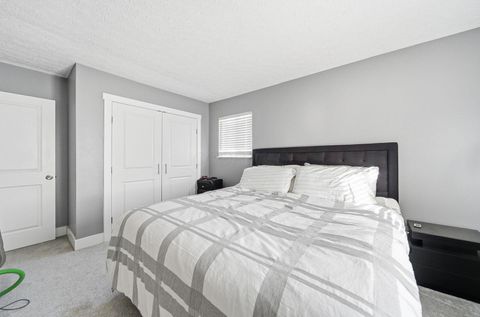 Tiny photo for 3160 Adirondack Avenue, Columbus, OH 43231 (MLS # 225042003)