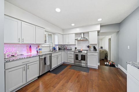 Tiny photo for 3160 Adirondack Avenue, Columbus, OH 43231 (MLS # 225042003)