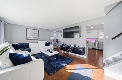 Tiny photo for 3160 Adirondack Avenue, Columbus, OH 43231 (MLS # 225042003)