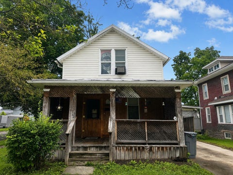 Photo of 500 E Warren Street, Bucyrus, OH 44820 (MLS # 226031360)