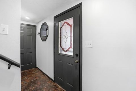 Tiny photo for 728 Murnan Road, Galloway, OH 43119 (MLS # 226002976)