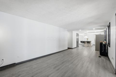 Tiny photo for 728 Murnan Road, Galloway, OH 43119 (MLS # 226002976)