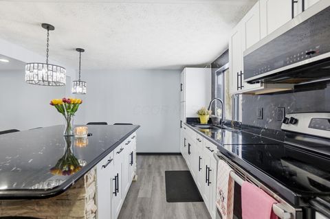 Tiny photo for 728 Murnan Road, Galloway, OH 43119 (MLS # 226002976)