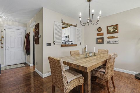 Tiny photo for 5886 Blendon Place Drive, Columbus, OH 43230 (MLS # 226002936)