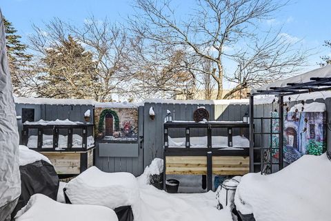 Tiny photo for 5886 Blendon Place Drive, Columbus, OH 43230 (MLS # 226002936)