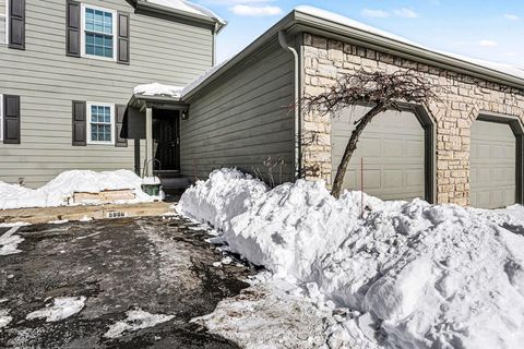 Tiny photo for 5886 Blendon Place Drive, Columbus, OH 43230 (MLS # 226002936)