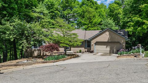 Photo of 1188 Howell Court, Newark, OH 43055 (MLS # 226017162)