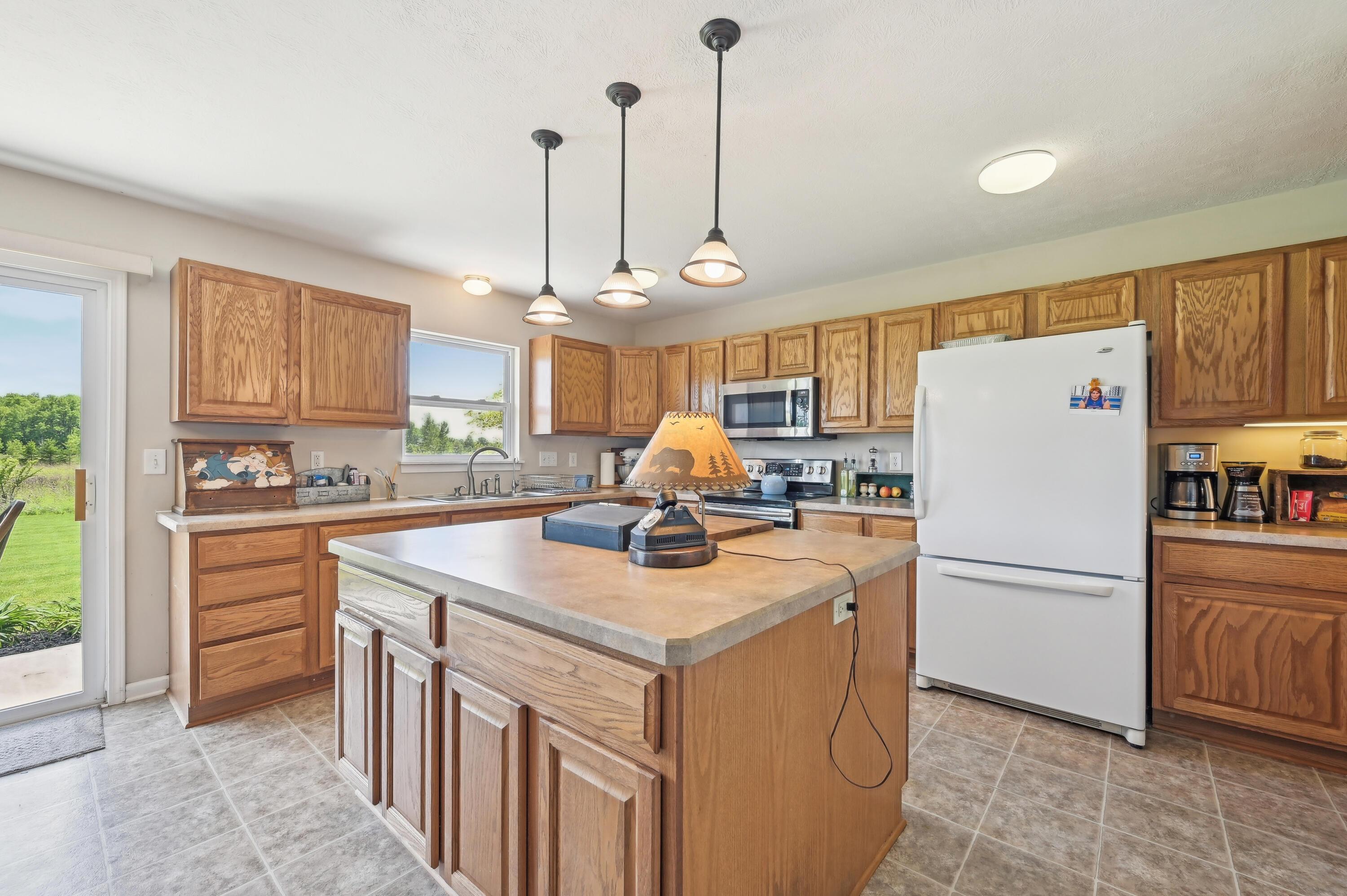 15301 Gandy Eddy Road, Marysville, Ohio image 16