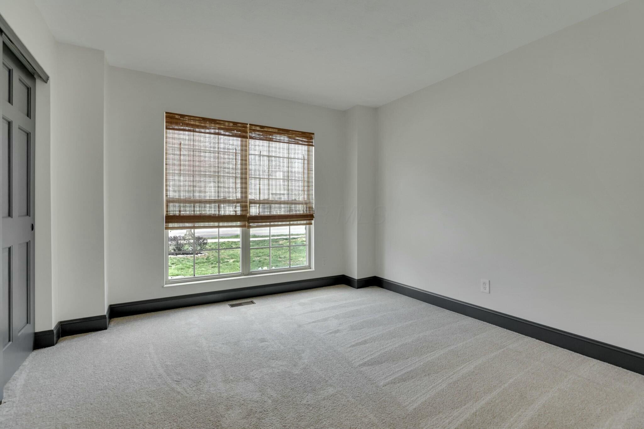 237 W Hull Drive, Delaware, Ohio image 28