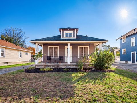 Tiny photo for 1663 Hopkins Avenue, Columbus, OH 43223 (MLS # 225041070)