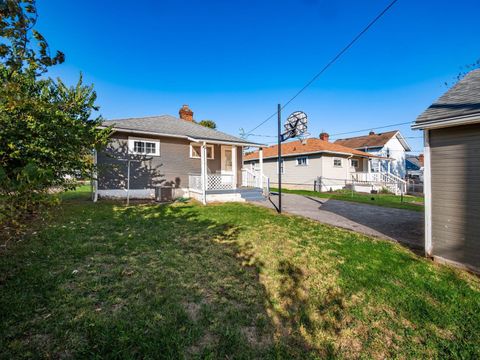 Tiny photo for 1663 Hopkins Avenue, Columbus, OH 43223 (MLS # 225041070)