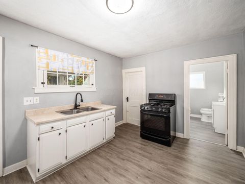 Tiny photo for 1663 Hopkins Avenue, Columbus, OH 43223 (MLS # 225041070)