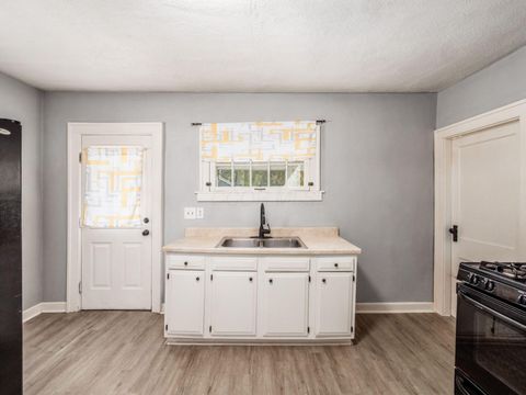 Tiny photo for 1663 Hopkins Avenue, Columbus, OH 43223 (MLS # 225041070)