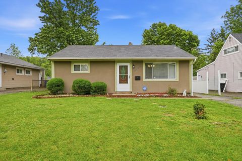 Photo of 2222 Century Drive, Columbus, OH 43211 (MLS # 226018659)