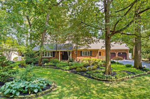 Photo of 2131 Sheringham Road, Upper Arlington, OH 43220 (MLS # 225027884)