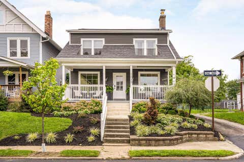 Photo of 1035 S Champion Avenue, Columbus, OH 43206 (MLS # 226031555)