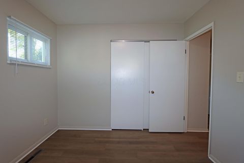 Tiny photo for 3018 Woodway Road, Columbus, OH 43207 (MLS # 225039478)