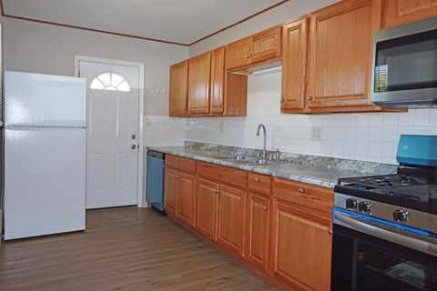 Tiny photo for 3018 Woodway Road, Columbus, OH 43207 (MLS # 225039478)