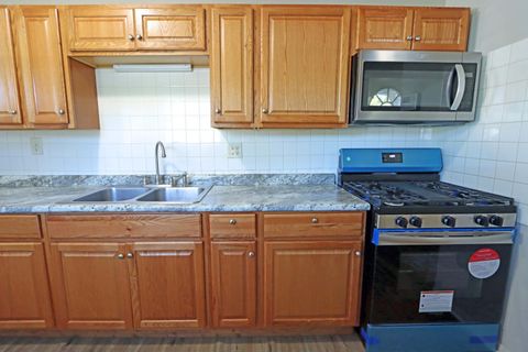Tiny photo for 3018 Woodway Road, Columbus, OH 43207 (MLS # 225039478)