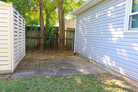 Tiny photo for 3018 Woodway Road, Columbus, OH 43207 (MLS # 225039478)