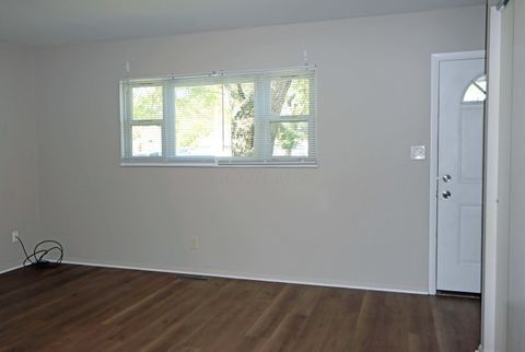Tiny photo for 3018 Woodway Road, Columbus, OH 43207 (MLS # 225039478)