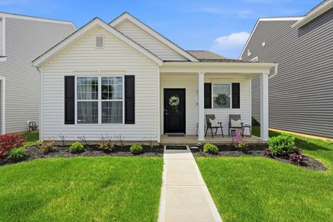 Photo of 1953 Iselin Street 150 #150, Newark, OH 43055 (MLS # 226013343)