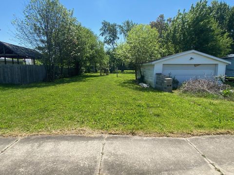 Photo of 202 S Main Street, Ashley, OH 43003 (MLS # 225016888)