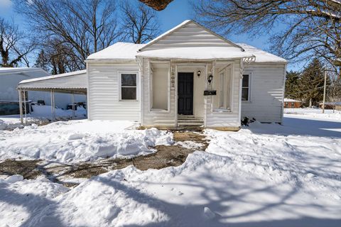 Photo of 1001 Beechwood Road, Columbus, OH 43227 (MLS # 226003409)