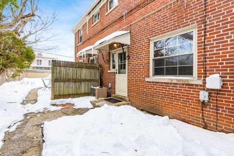 Tiny photo for 1835 Northwest Court E - 141 #E - 141, Columbus, OH 43212 (MLS # 226003268)