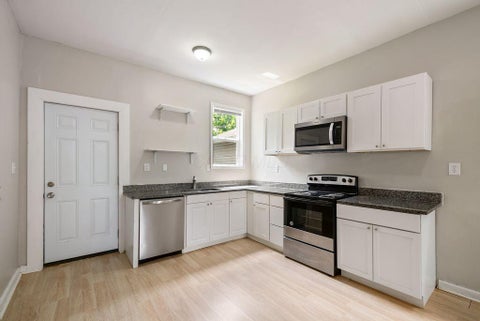 Tiny photo for 661 Siebert Street, Columbus, OH 43206 (MLS # 226028790)
