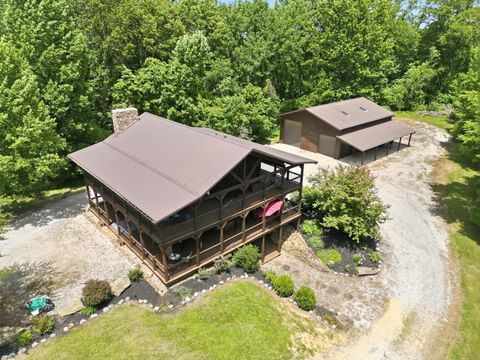 Photo of 2611 Eckert Road SE, Lancaster, OH 43130 (MLS # 226023492)