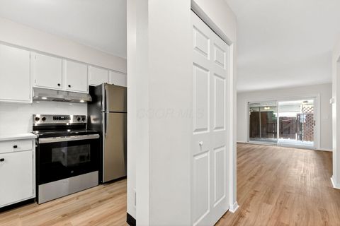 Tiny photo for 2362 Woodbrook Circle N 81 #81, Columbus, OH 43223 (MLS # 226002809)