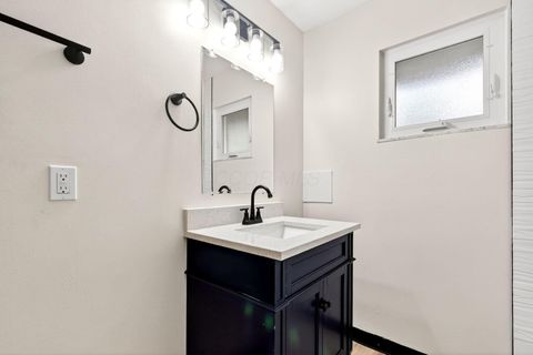 Tiny photo for 2362 Woodbrook Circle N 81 #81, Columbus, OH 43223 (MLS # 226002809)