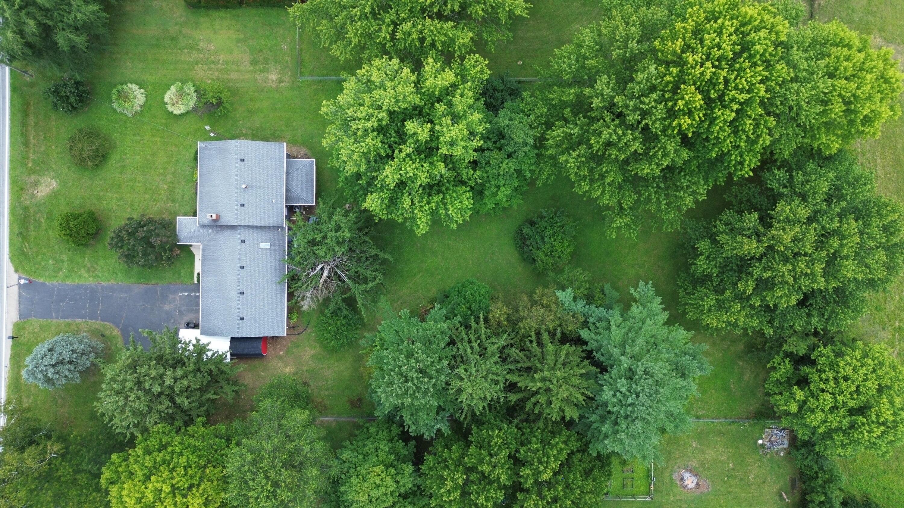 2221 Shrine Road, Springfield, Ohio image 2