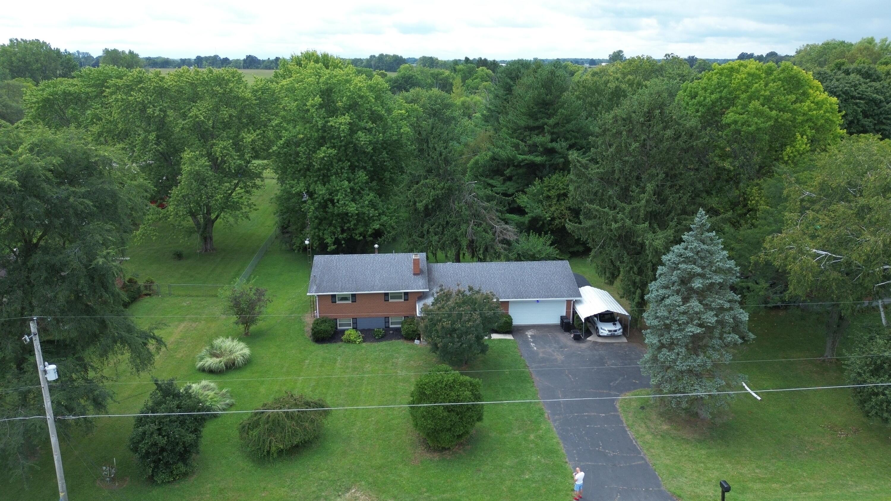 2221 Shrine Road, Springfield, Ohio image 1