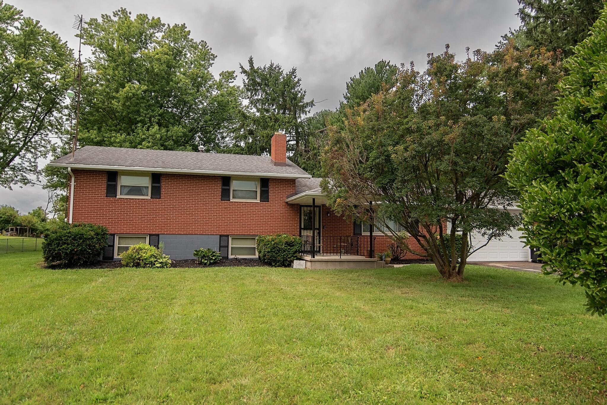 2221 Shrine Road, Springfield, Ohio image 7