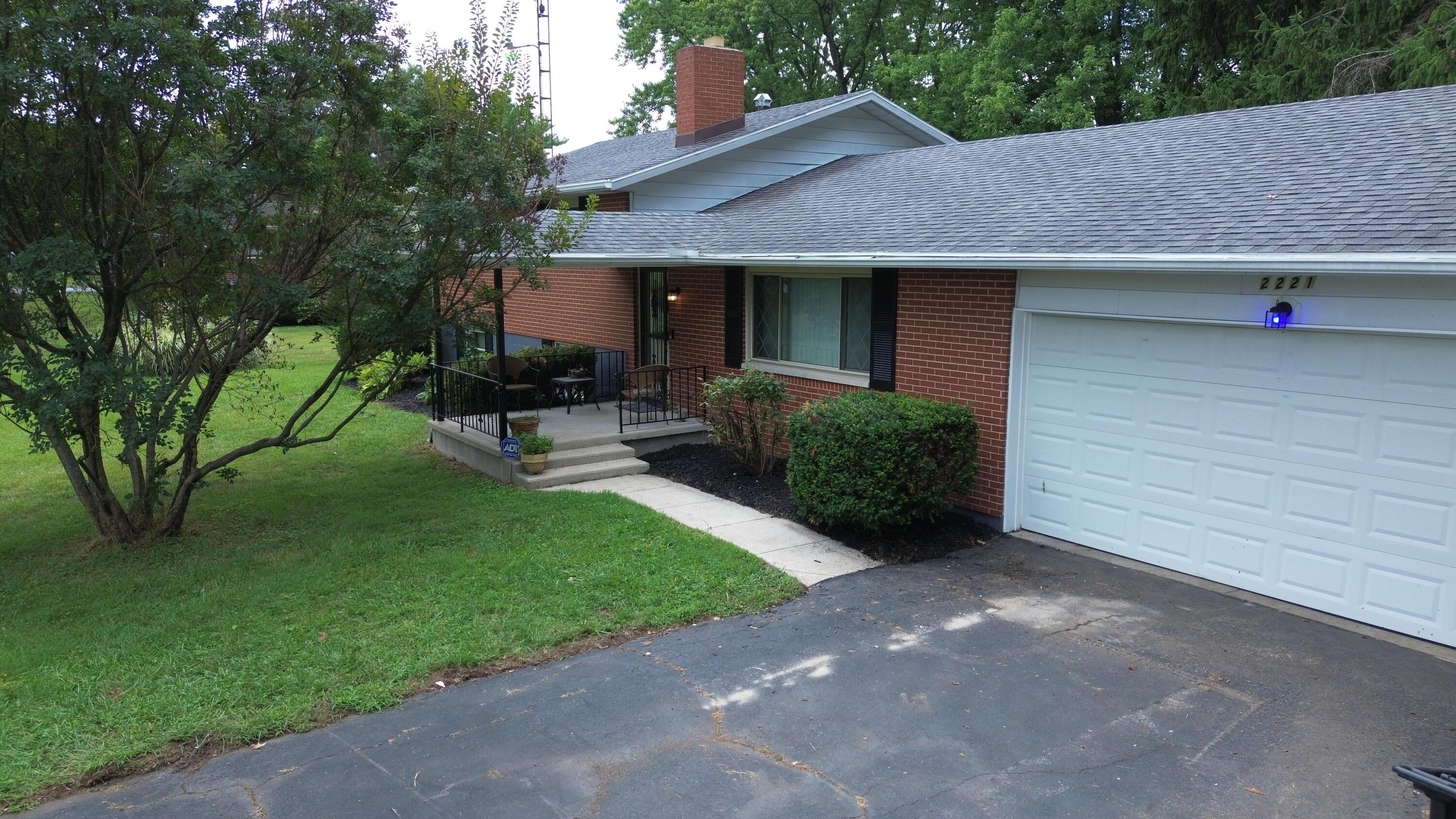 2221 Shrine Road, Springfield, Ohio image 3