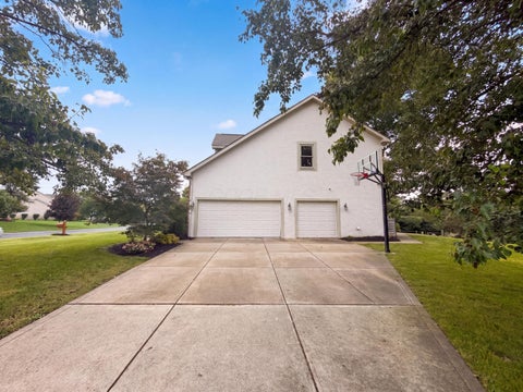 Tiny photo for 6255 Spinnaker Drive, Lewis Center, OH 43035 (MLS # 226036033)