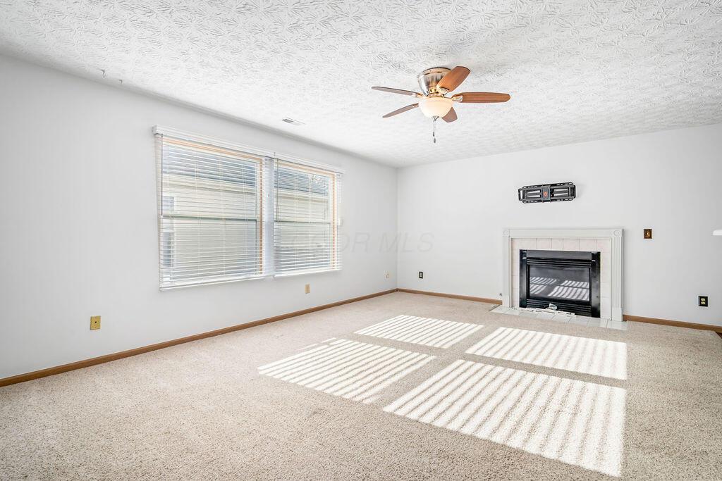 Hilliard, Ohio 43026, United States, 3 Bedrooms Bedrooms, ,3 BathroomsBathrooms,Residential,Active,252244