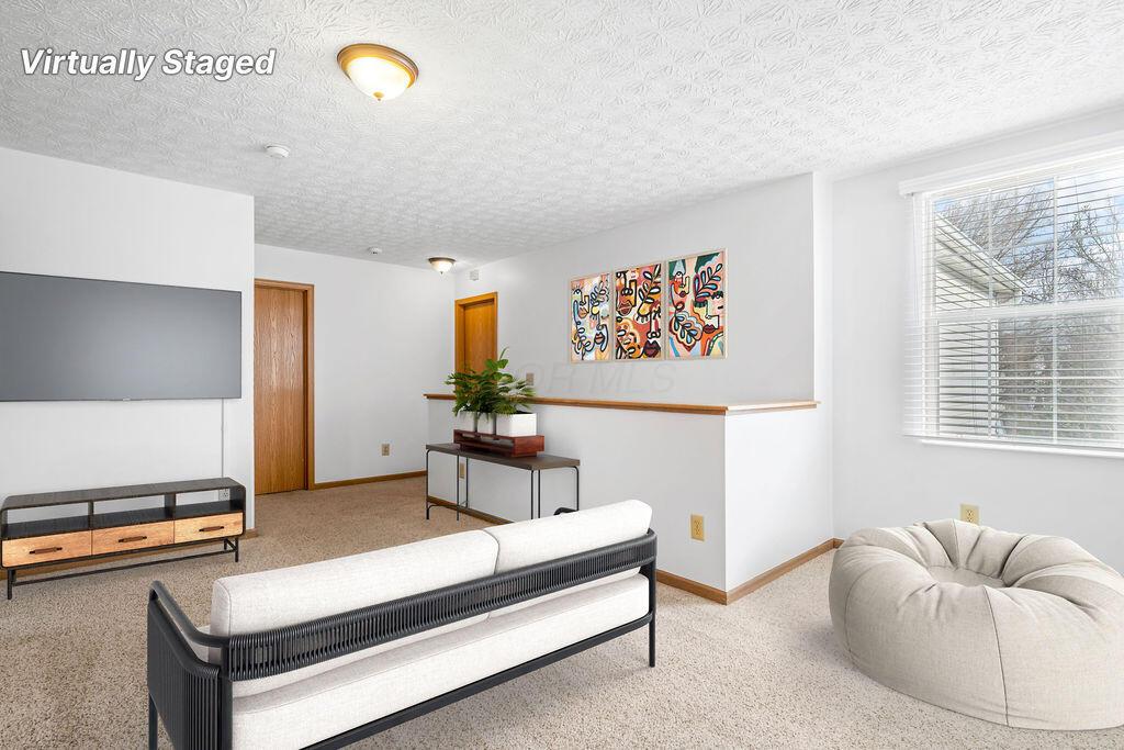 Hilliard, Ohio 43026, United States, 3 Bedrooms Bedrooms, ,3 BathroomsBathrooms,Residential,Active,252244