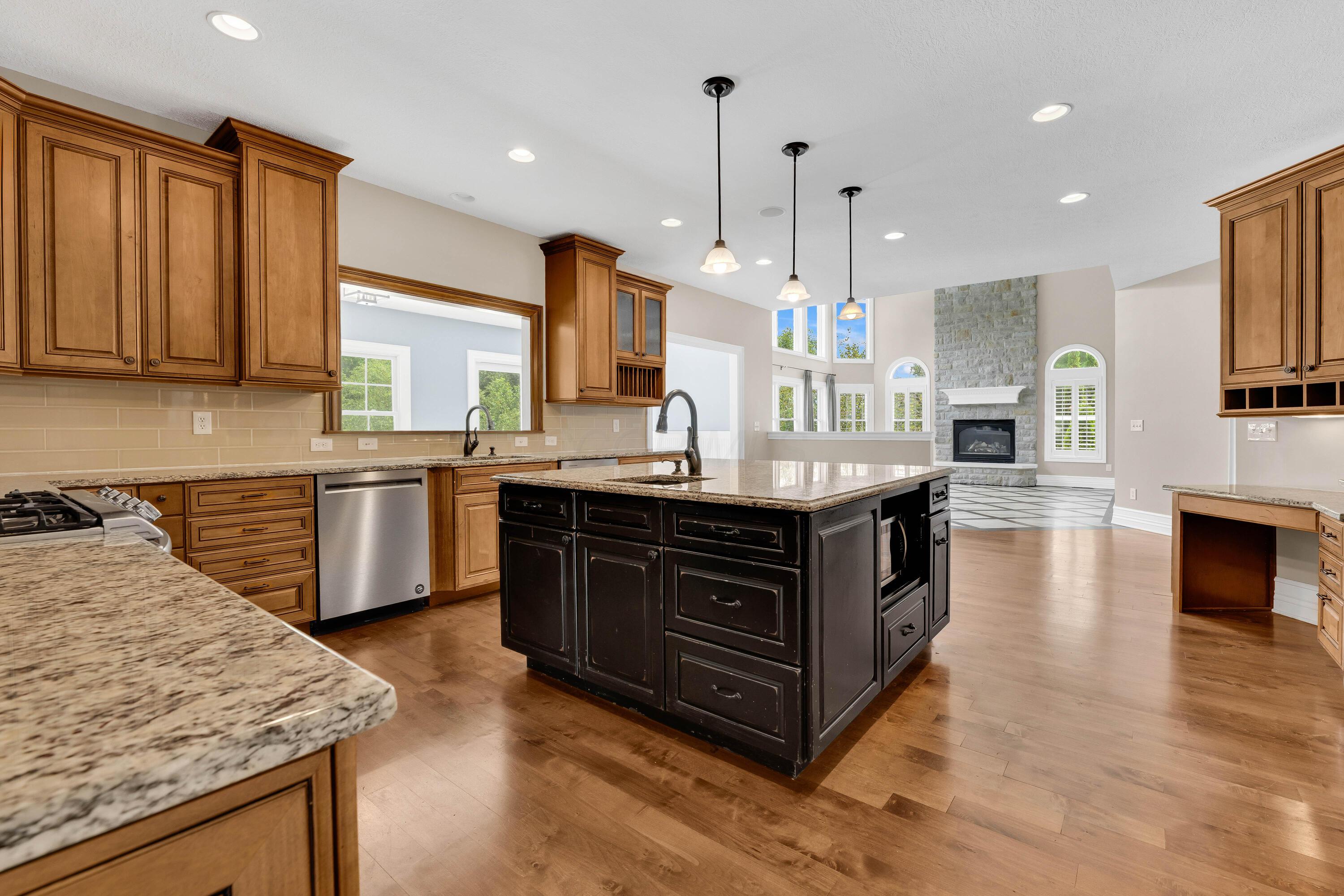 2478 Deseret Dr, Powell, OH, 43065, USA, 4 Bedrooms Bedrooms, ,6 BathroomsBathrooms,Residential,Active,2478 Deseret Dr,226029074