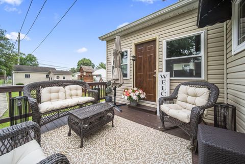 Tiny photo for 694 Orange Street, Chillicothe, OH 45601 (MLS # 226020891)