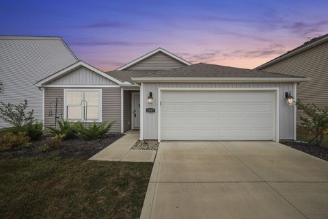 Photo of 3057 Lamptonridge Drive, Columbus, OH 43232 (MLS # 225031842)