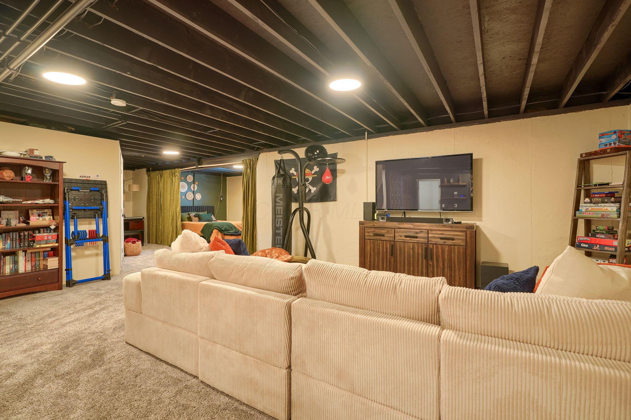 1856 Meadowsweet Drive, Lebanon, Ohio image 32