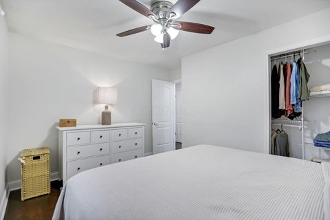 Tiny photo for 3958 La Rosa Court, Grove City, OH 43123 (MLS # 226007329)