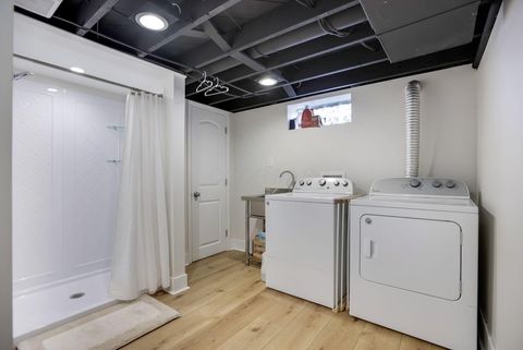 Tiny photo for 3958 La Rosa Court, Grove City, OH 43123 (MLS # 226007329)