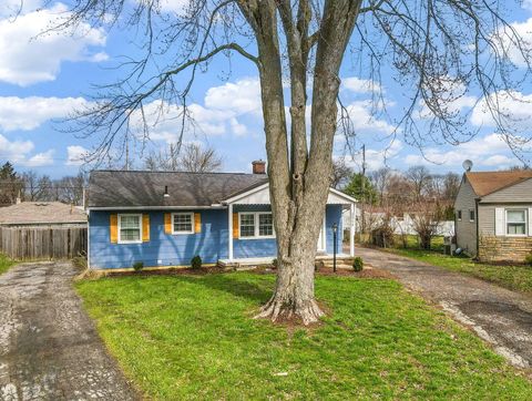 Tiny photo for 3958 La Rosa Court, Grove City, OH 43123 (MLS # 226007329)