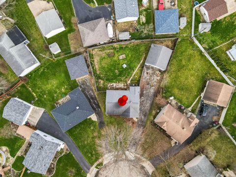 Tiny photo for 3958 La Rosa Court, Grove City, OH 43123 (MLS # 226007329)